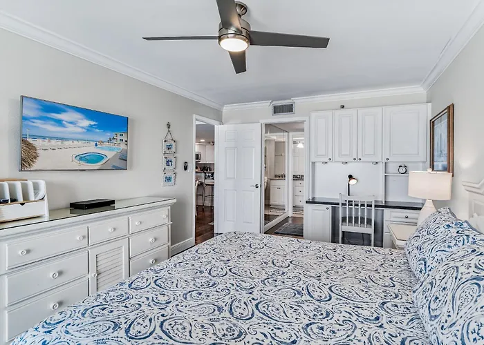 Dollar 208 Clearwater Beach