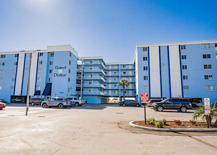 Dollar 208 Apartment